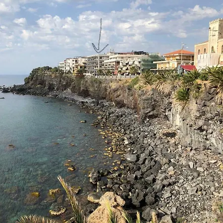 Casa Vitale Daire Aci Castello